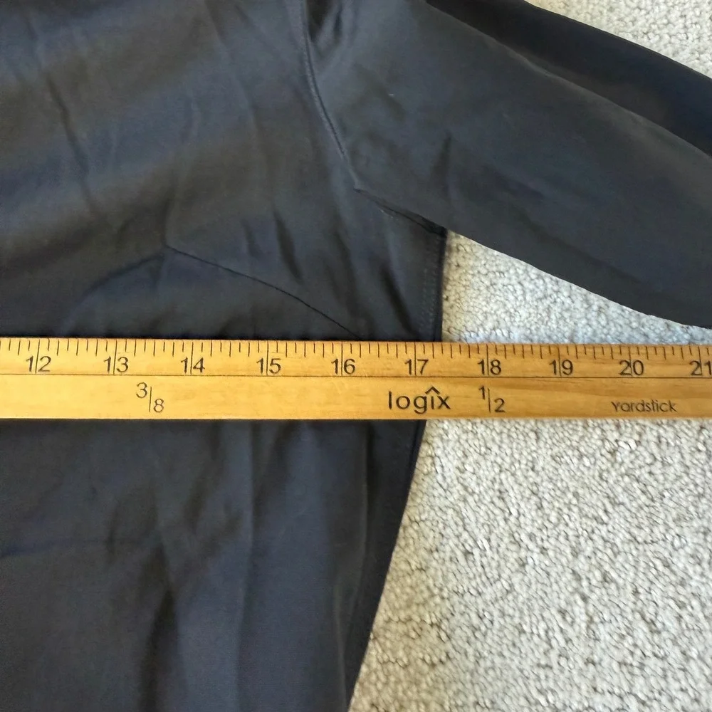 Icebreaker Destiny Shirt Dress Womens S Black Merino Wool Blend Roll Tab Belted